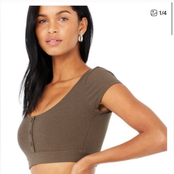ALO Yoga  Ribbed Crop Top - Picture 6 of 8